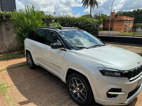 JEEP COMMANDER 1.3 T270 TURBO FLEX OVERLAND AT6